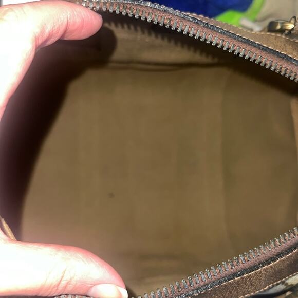 Authentic Gucci Sherry Line Boston Bag – Vintage GG Monogram Canvas Satchel - Picture 9 of 16